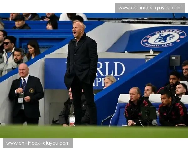 英超赛场攻防转换节奏加快 各队主帅半场调整频率显著提升 英超赛场攻防转换节奏加快 各队主帅半场调整频率显著提升